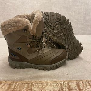 Pacific mountain boots girls